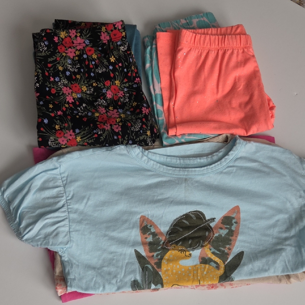 8 Pcs Girl's Clothes   - Blue and Coral